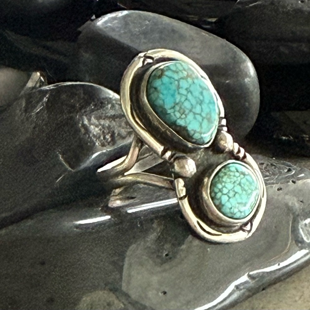 No 8 Turquoise Navajo Sterling Silver Ring 6.25 Size